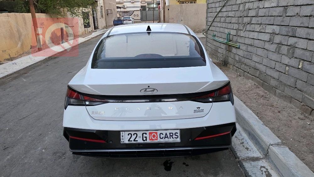 هيونداي النترا